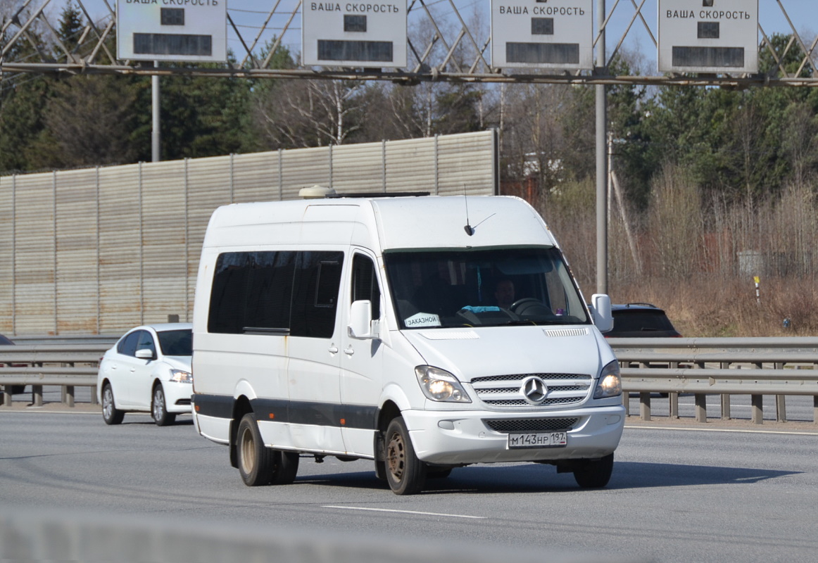 Москва, Луидор-22360C (MB Sprinter) № М 143 НР 197