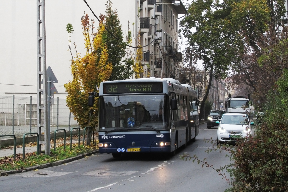 Венгрия, Volvo 7700A № FLR-732