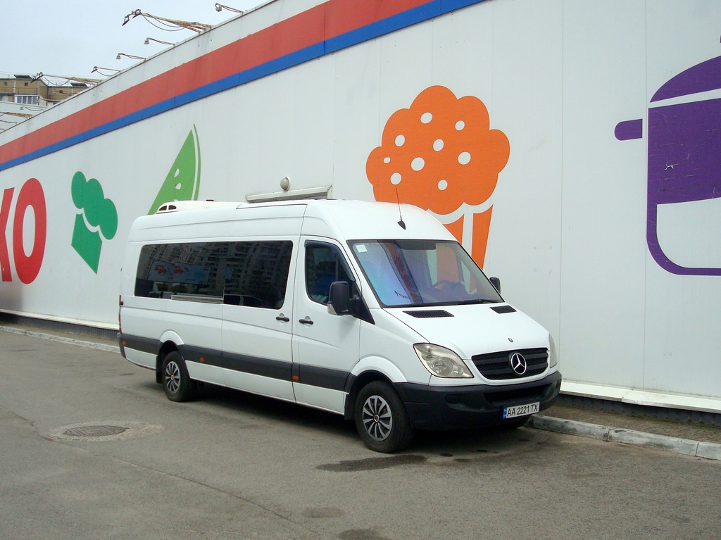 Киев, Mercedes-Benz Sprinter W906 313CDI № AA 2221 TX