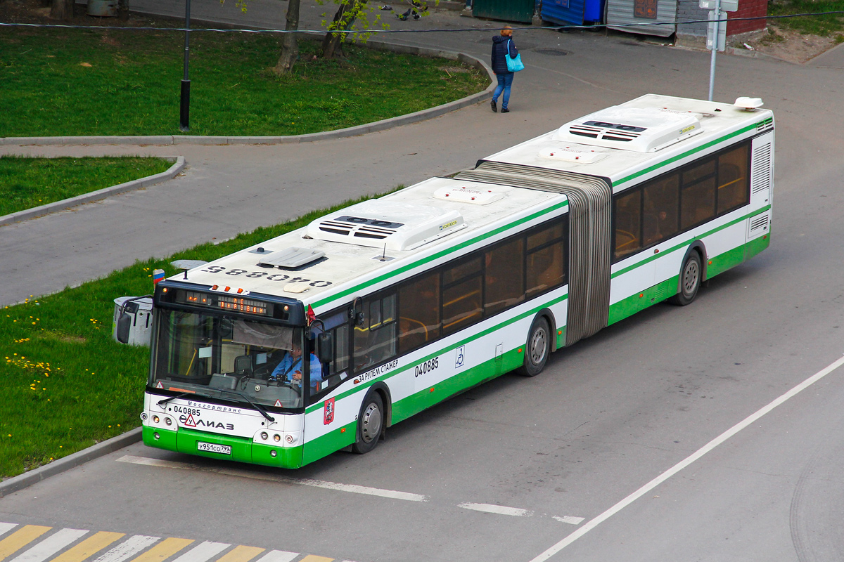 Москва, ЛиАЗ-6213.22-01 № 040885