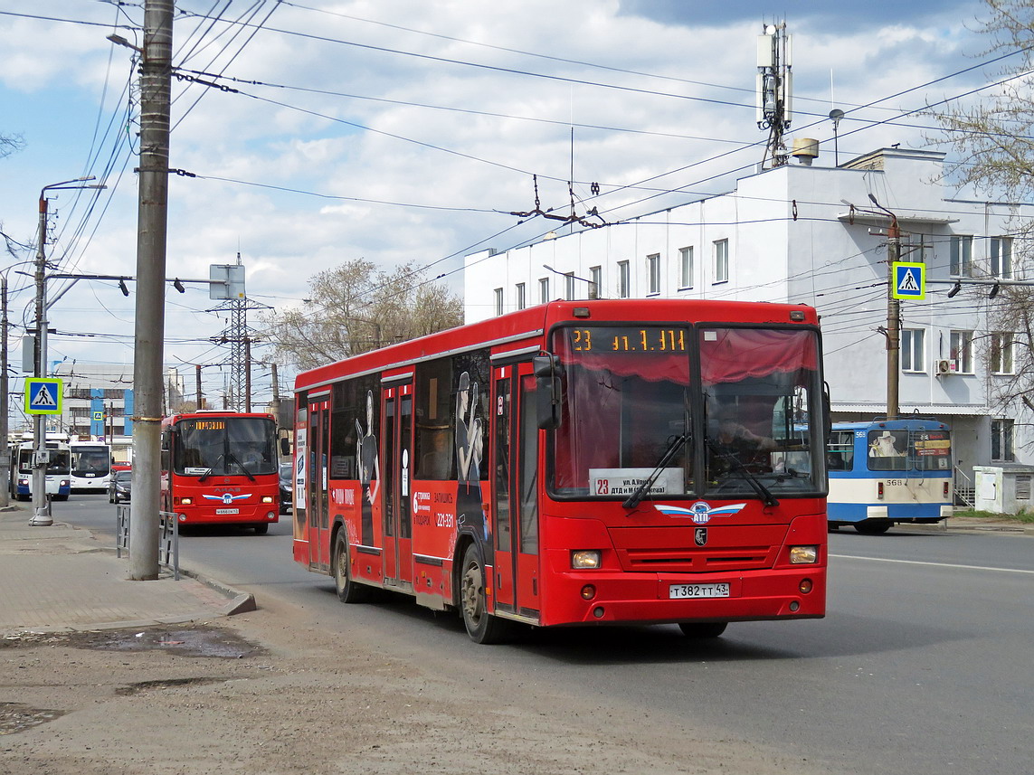 Кировская область, НефАЗ-5299-10-32 № Т 382 ТТ 43