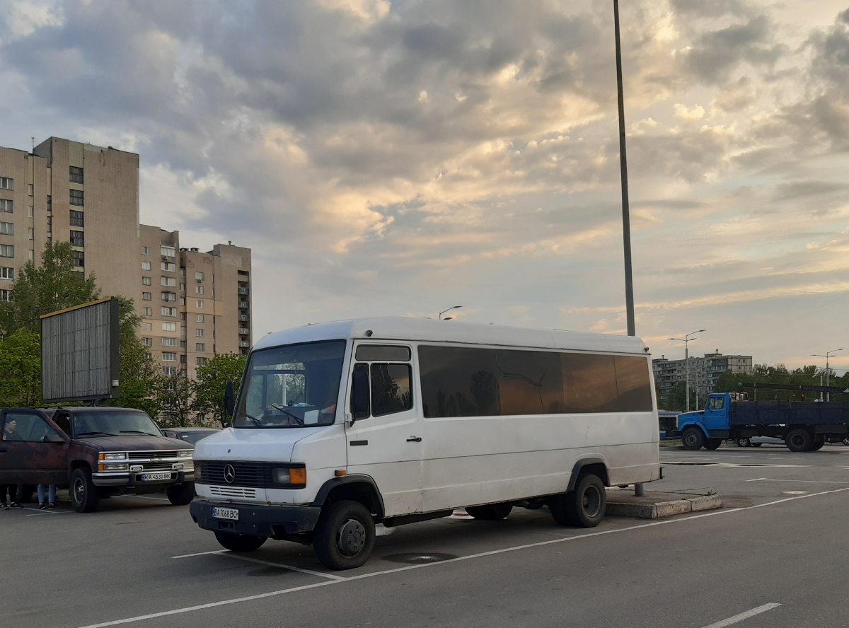 Кировоградская область, Mercedes-Benz T2 609D № BA 7068 BO