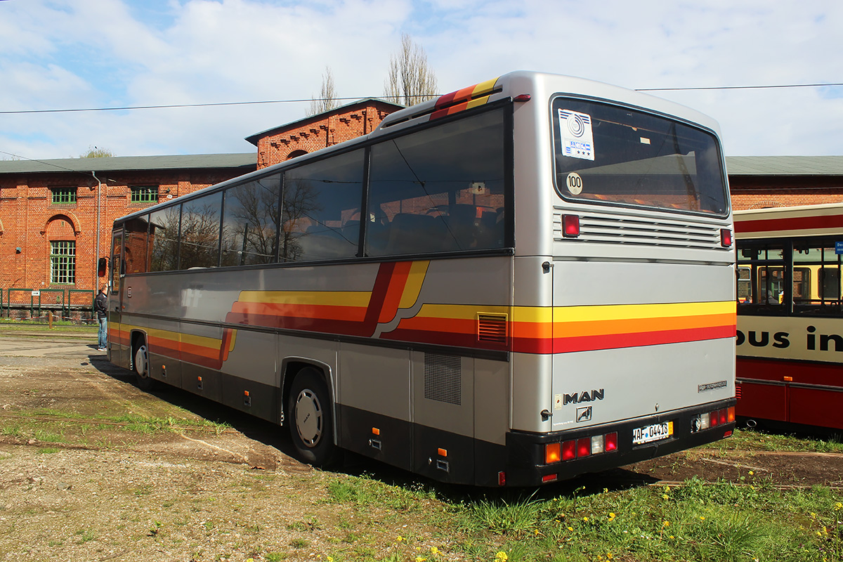 North Rhine-Westphalia, MAN 882 292FRH # WAF 04418; Lower Saxony — Bustreffen Wehmingen Hannoversches Straßenbahnmuseum 17.04.2016