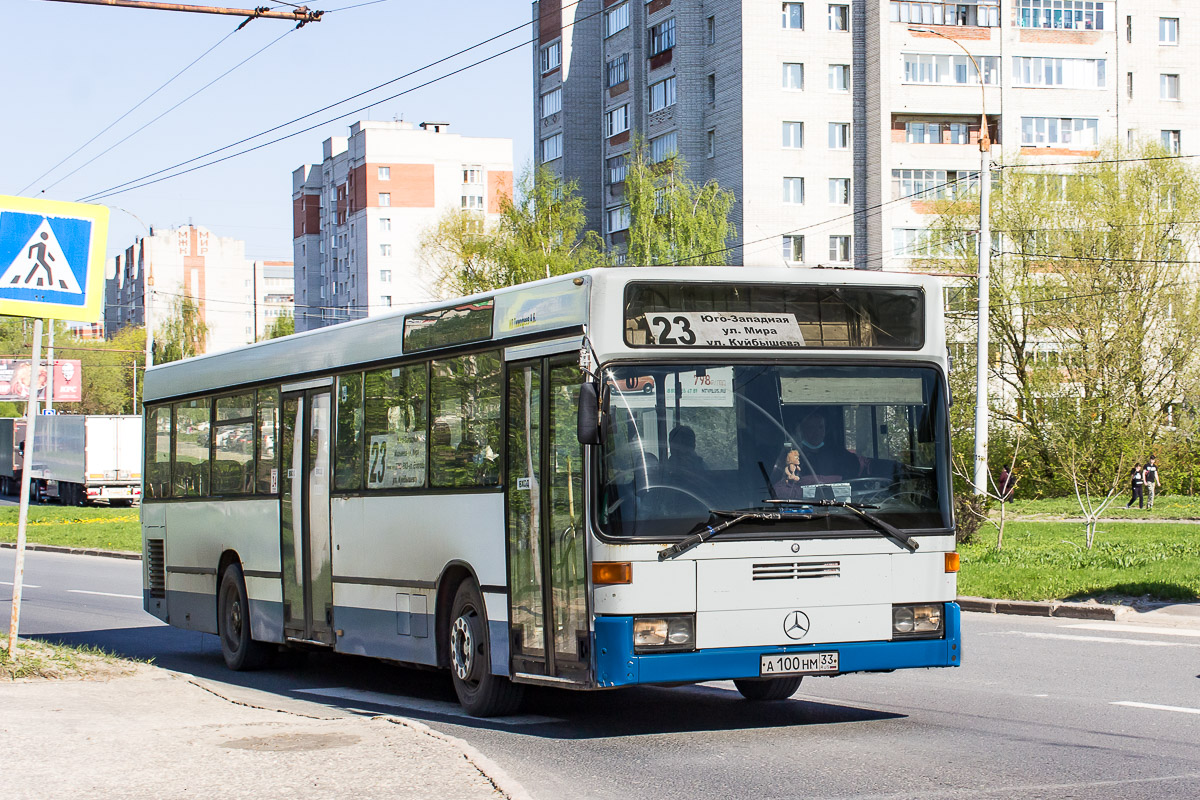 Vladimir region, Mercedes-Benz O405N # А 100 НМ 33
