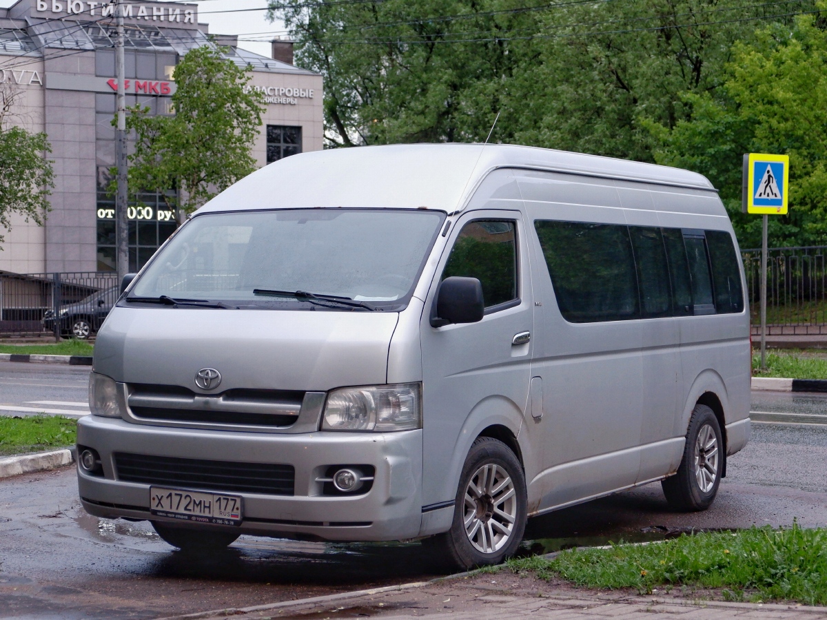 Москва, Toyota HiAce TRH223L № Х 172 МН 177