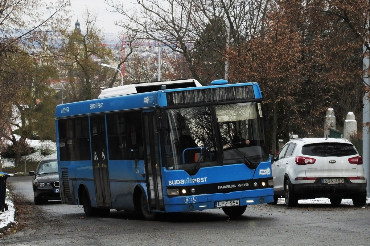 Hungary, Ikarus 405.05 # LPZ-954