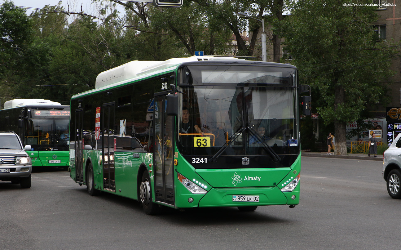 Алматы, Zhong Tong LCK6125HGAN № 3241