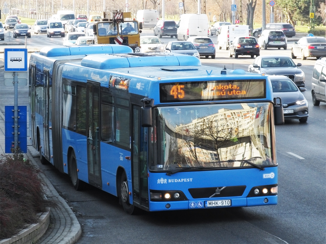 Венгрия, Volvo 7000A № MHK-910