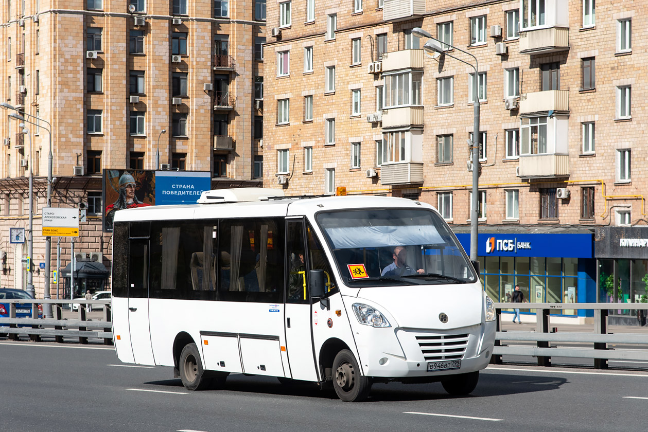 Москва, Неман-420224-11 № В 946 ВТ 799