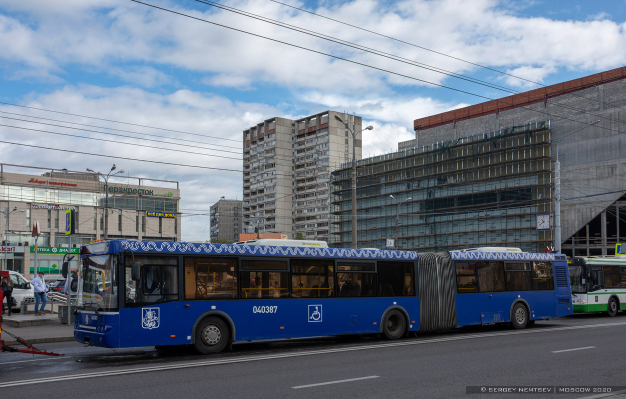 Москва, ЛиАЗ-6213.22 № 040387