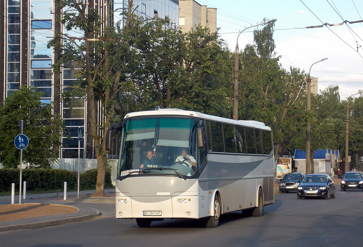 Lvov region, VDL Bova Futura FHD 127.365 Nr. BC 0941 HT