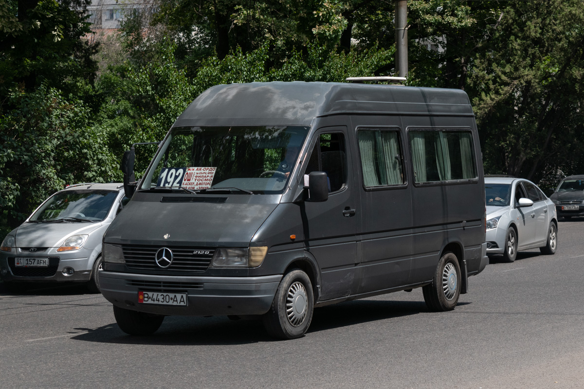Кыргызстан, Mercedes-Benz Sprinter W901/W902 212D № B 4430 AA