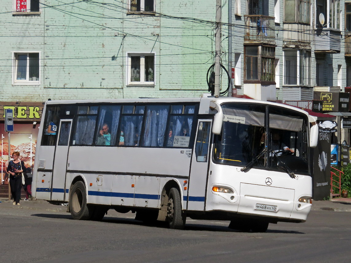 Кировская область, КАвЗ-4238-02 № х623