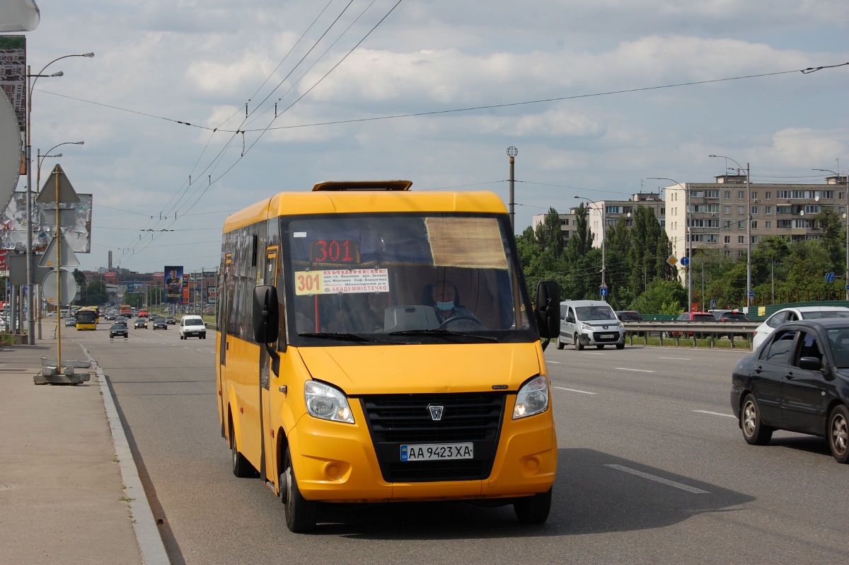 Киев, Рута 22 № AA 9423 XA