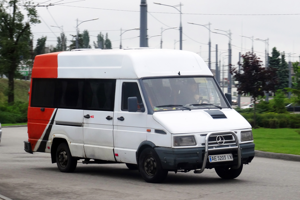 Днепропетровская область, IVECO TurboDaily 30-8 № AE 5203 IX