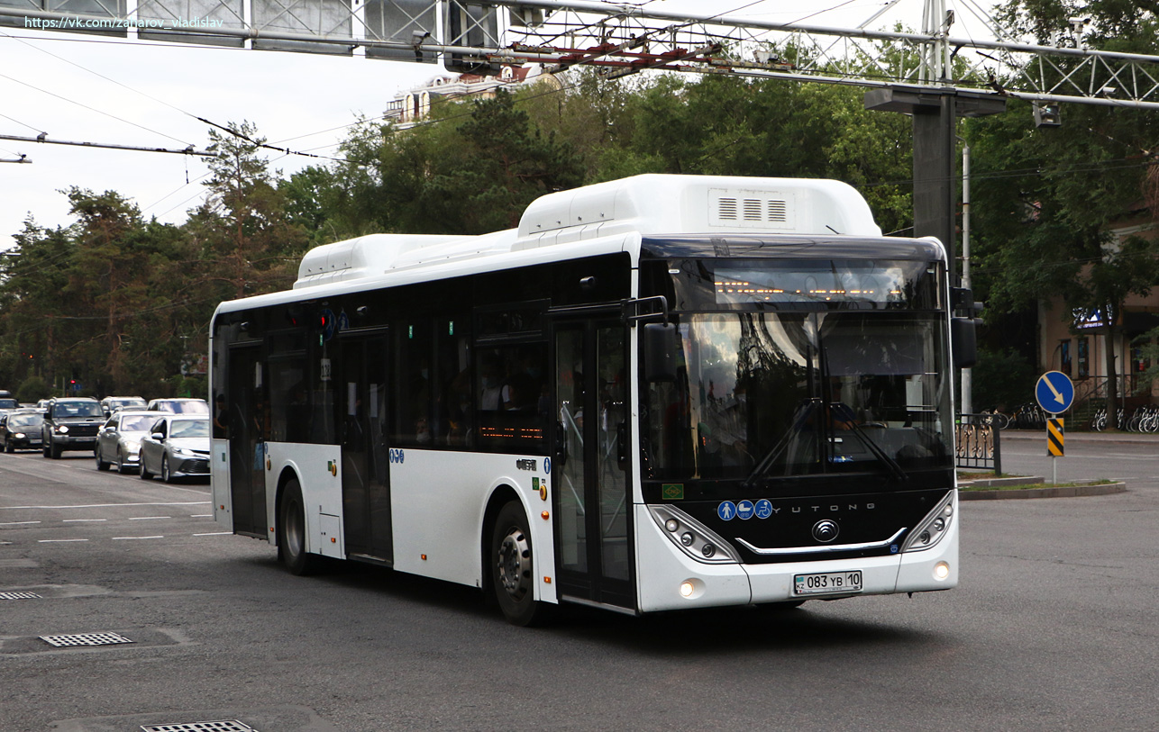 Алматы, Yutong ZK6128HG № 083 YB 10