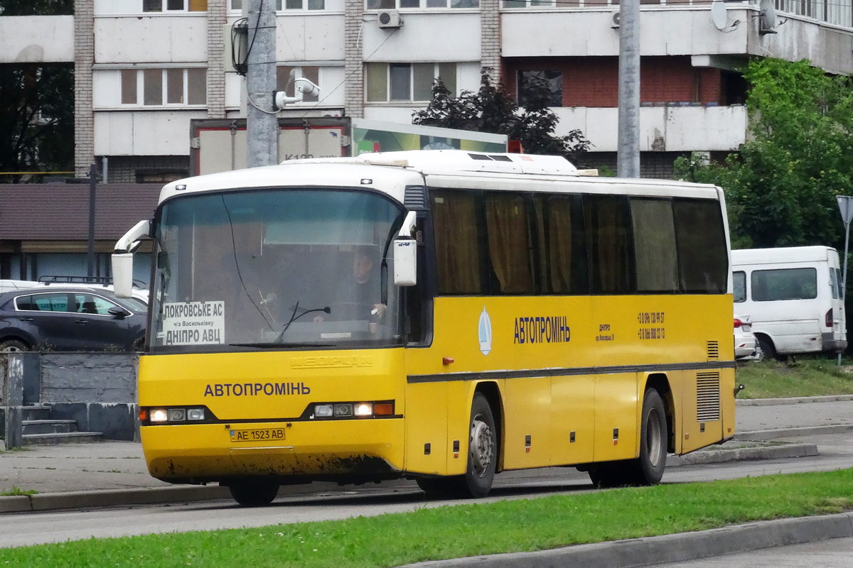Днепропетровская область, Neoplan N316K Transliner № AE 1523 AB