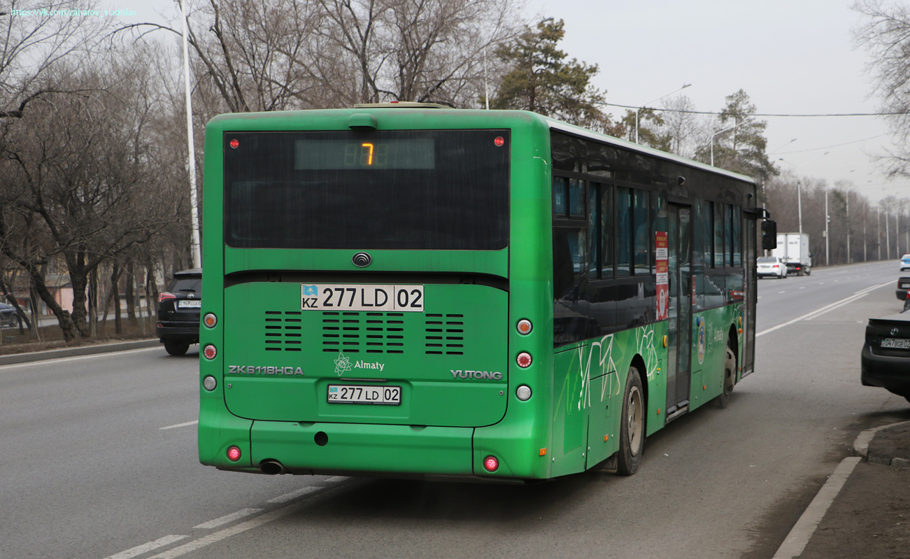Алматы, Yutong ZK6118HGA № 277 LD 02