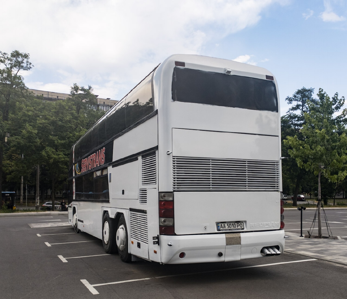 Киев, Neoplan N122/3 Skyliner № AA 5010 PO Киев, Neoplan N122/3 Skyliner № AA 5010 PO