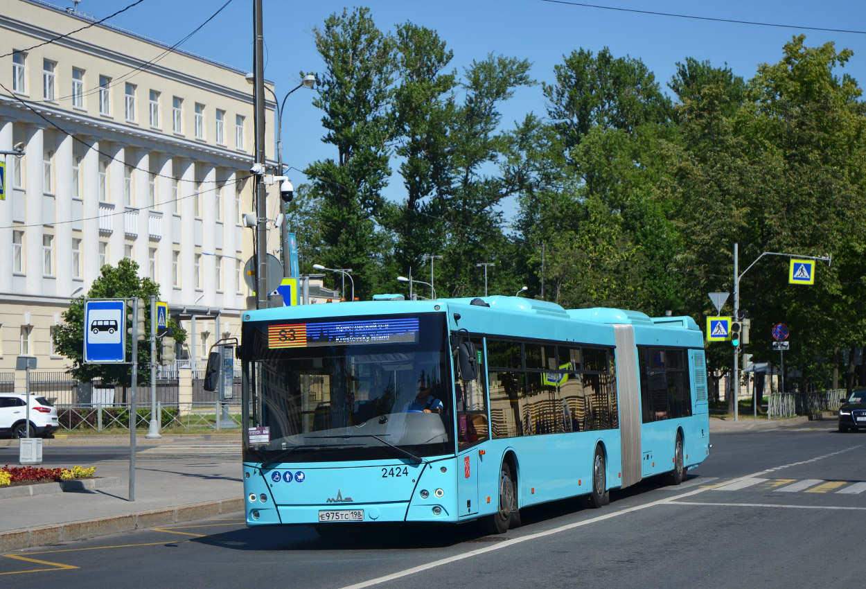 Sankt Petersburg, MAZ-216.066 Nr. 2424