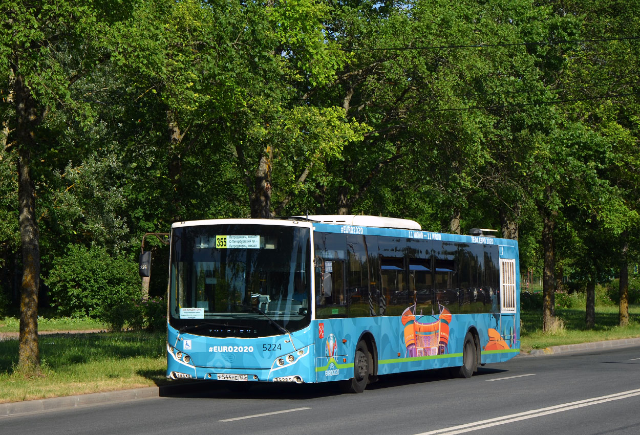 Petrohrad, Volgabus-5270.05 č. 5224