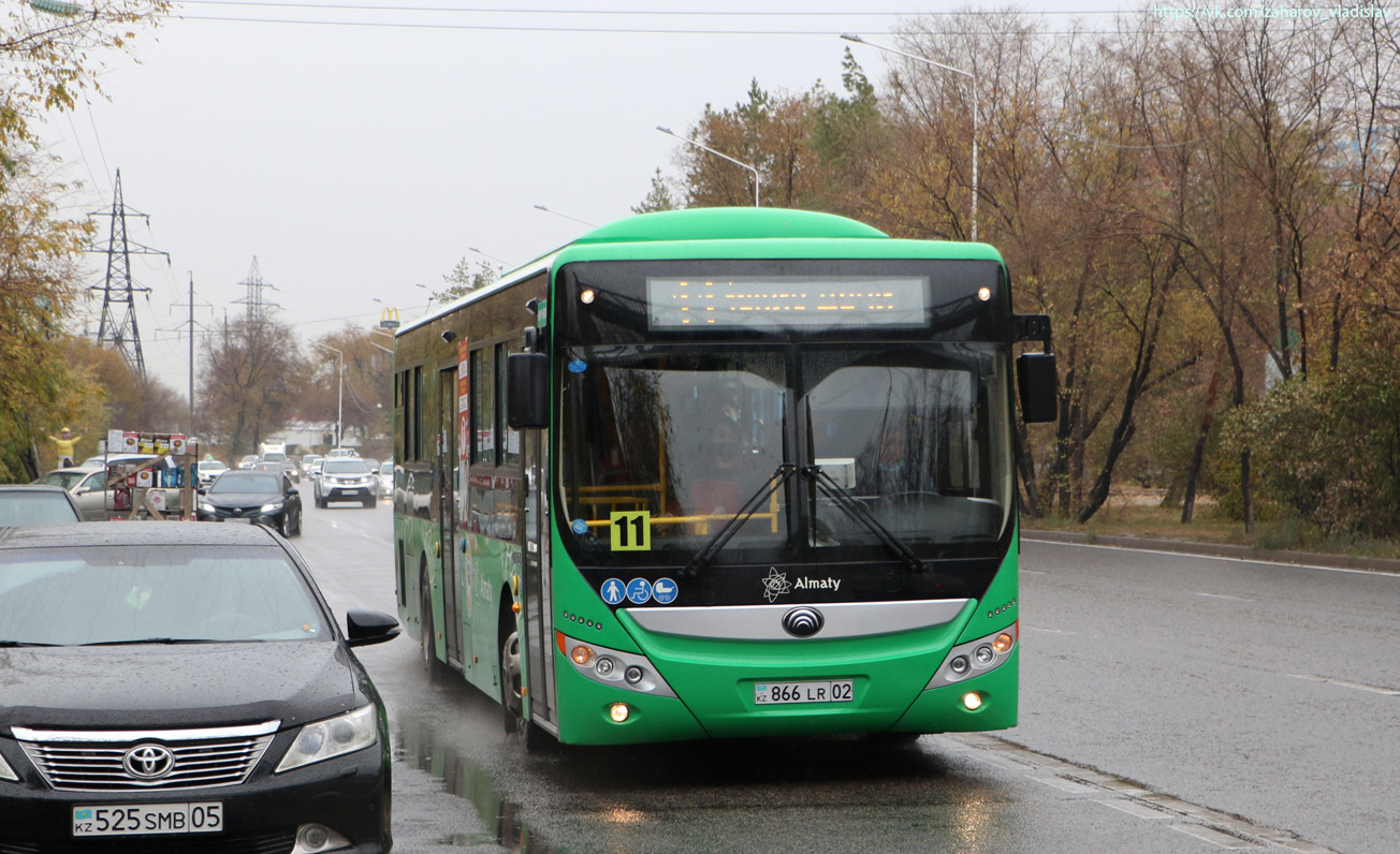 Алматы, Yutong ZK6118HGA № 866 LR 02