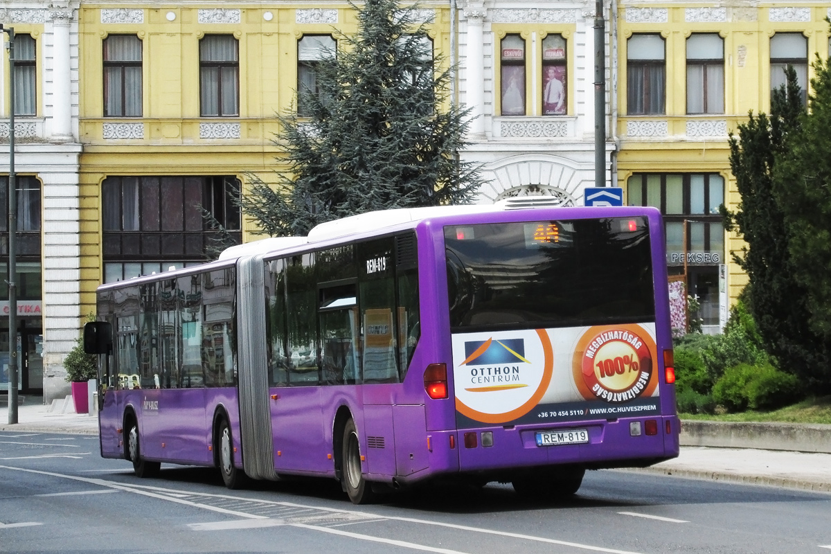 Hungary, Mercedes-Benz O530G Citaro G # REM-819