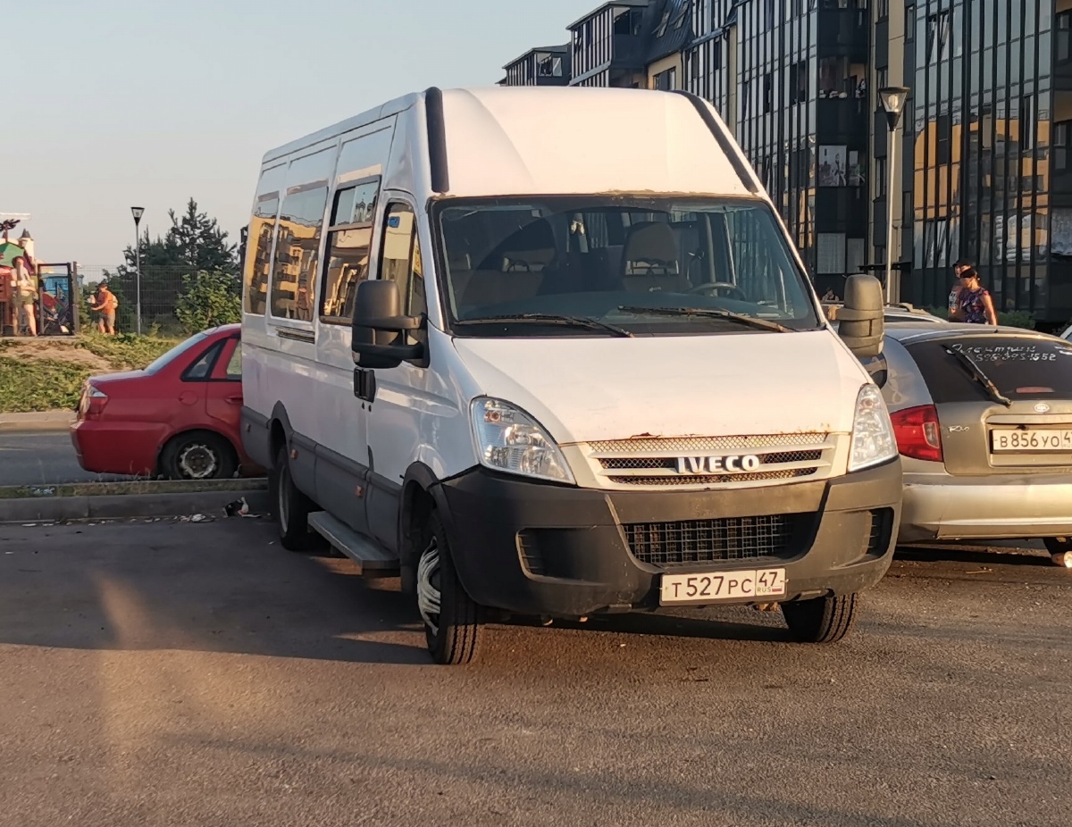 Санкт-Петербург, София (IVECO Daily) № Т 527 РС 47