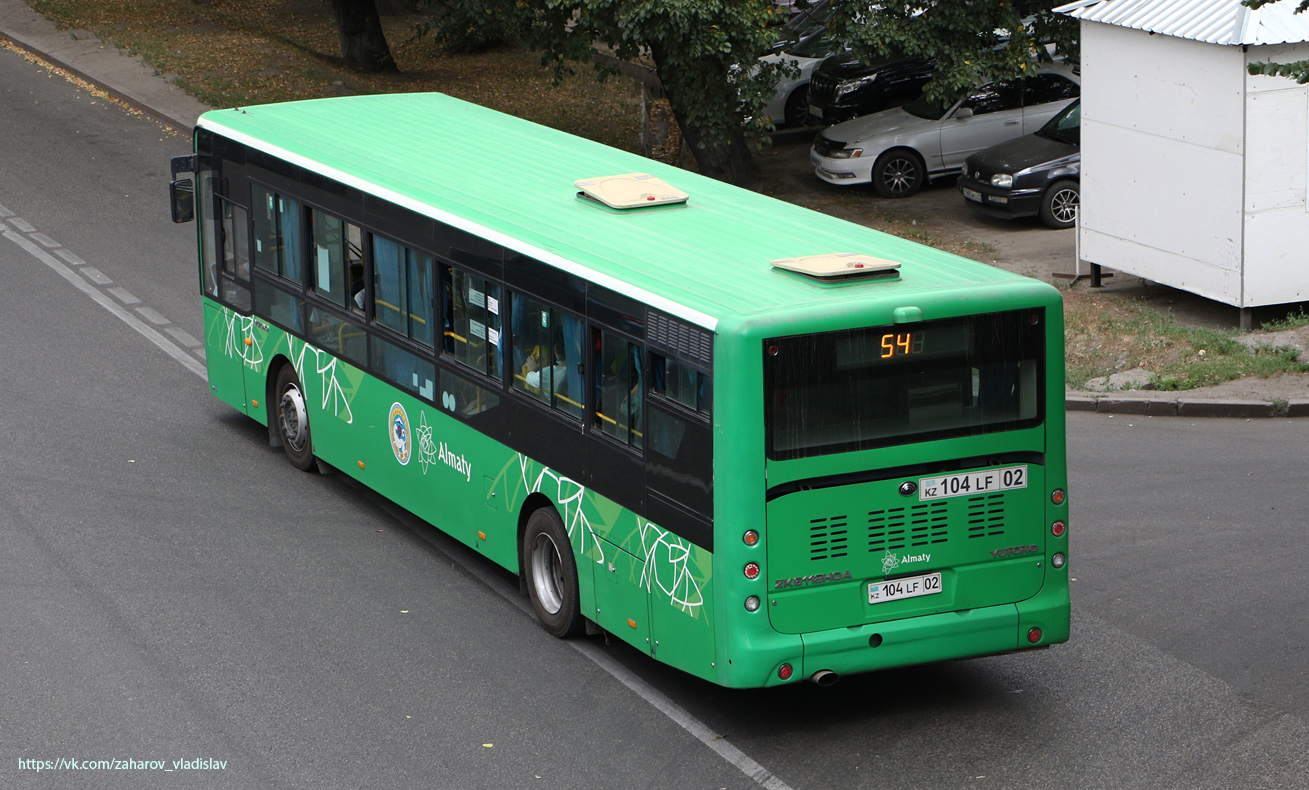 Алматы, Yutong ZK6118HGA № 104 LF 02