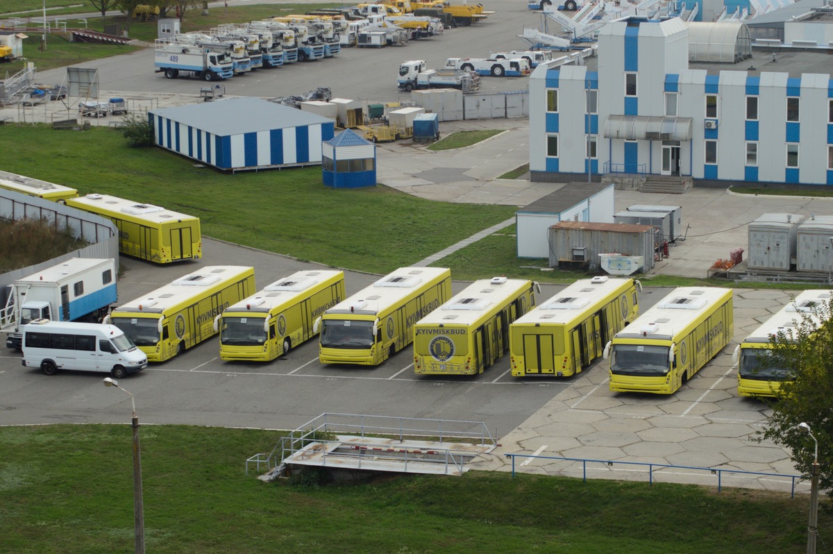 Киевская область, Mercedes-Benz Sprinter W904 416CDI № AI 0591 BH; Киевская область, COBUS 3000 № 448; Киевская область, COBUS 3000 № 447; Киевская область, COBUS 3000 № 443; Киевская область, COBUS 3000 № 450