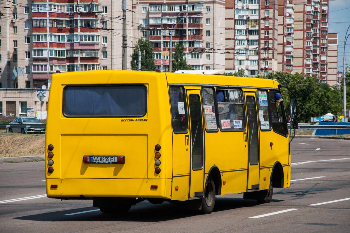 Киев, Богдан А09201 № AA 8235 EI