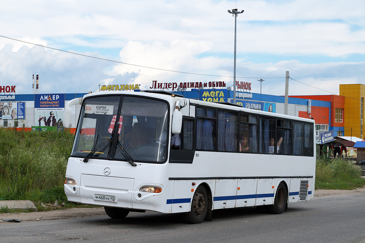 Кировская область, КАвЗ-4238-02 № х623