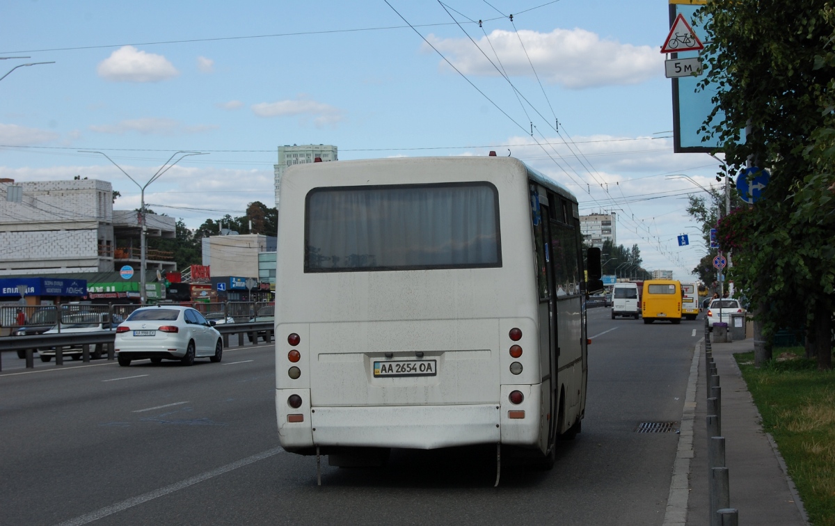 Киев, I-VAN A07A-32 № AA 2654 OA