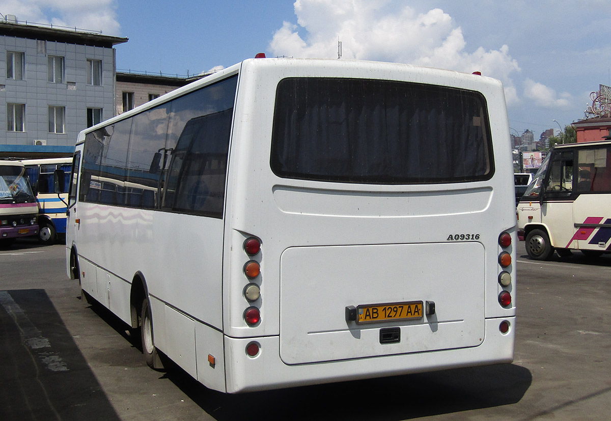 Винницкая область, Ataman A09316 № AB 1297 AA