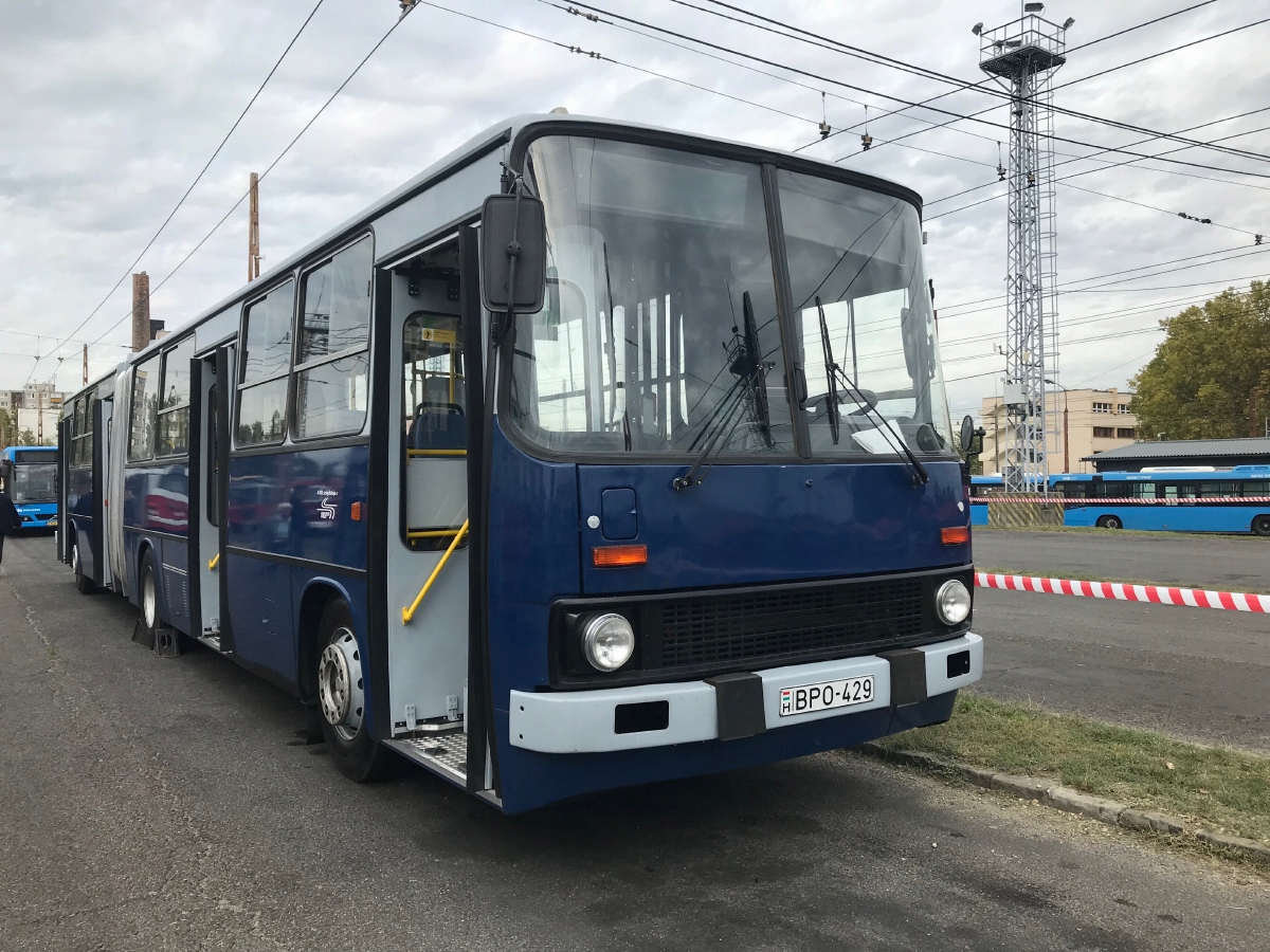Венгрия, Ikarus 280.40A № 04-29