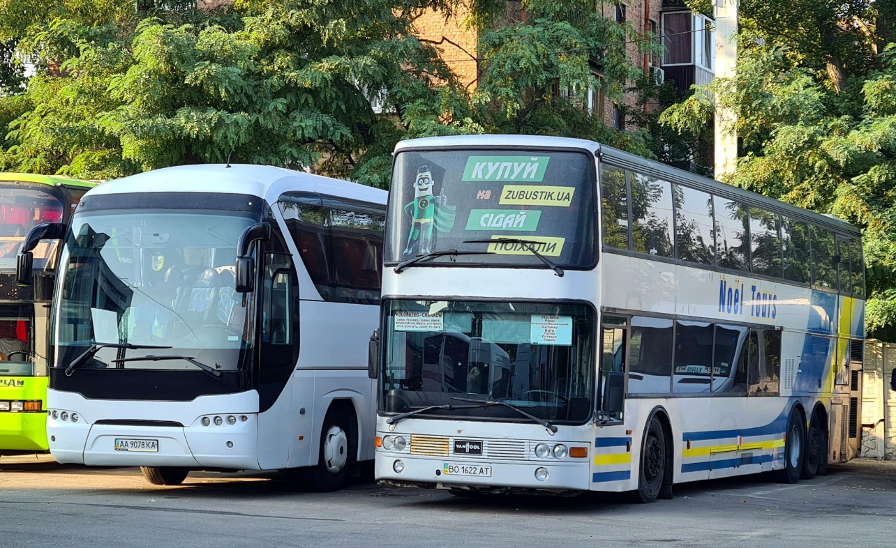 Тернопольская область, Van Hool TD827 Astromega № BO 1622 AT; Киев, Neoplan P21 N2216SHD Tourliner № AA 9078 KA