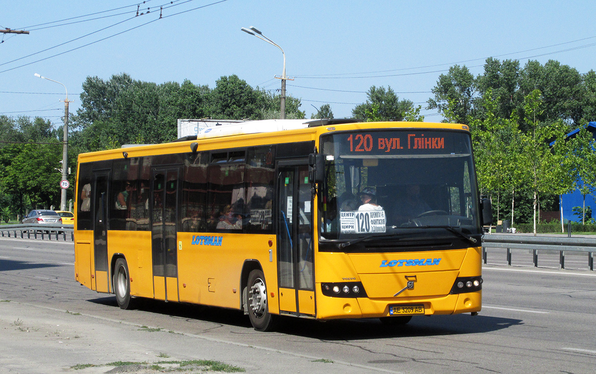 Днепропетровская область, Volvo 8700LE № AE 3209 AB