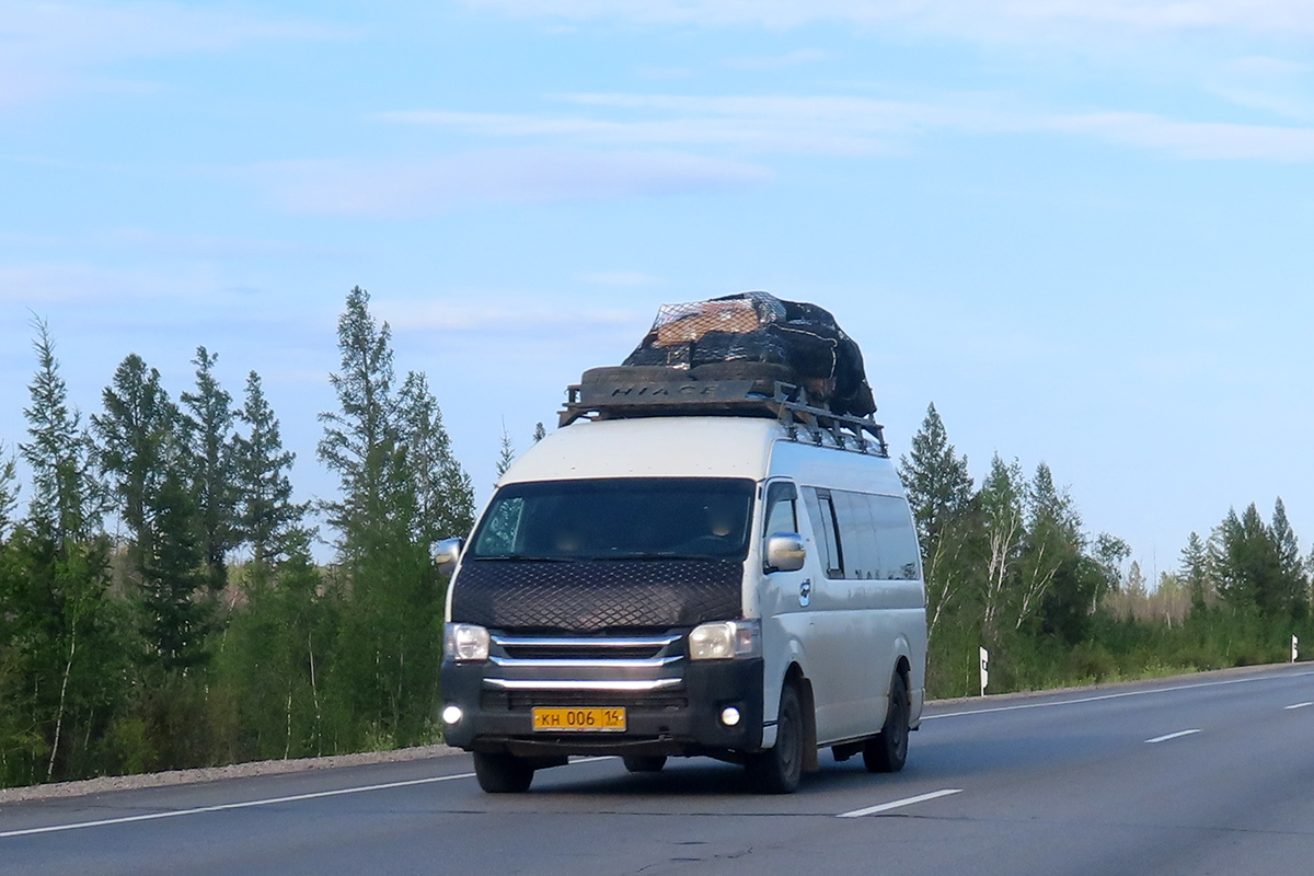 Саха (Якутия), Toyota HiAce KDH222L № КН 006 14