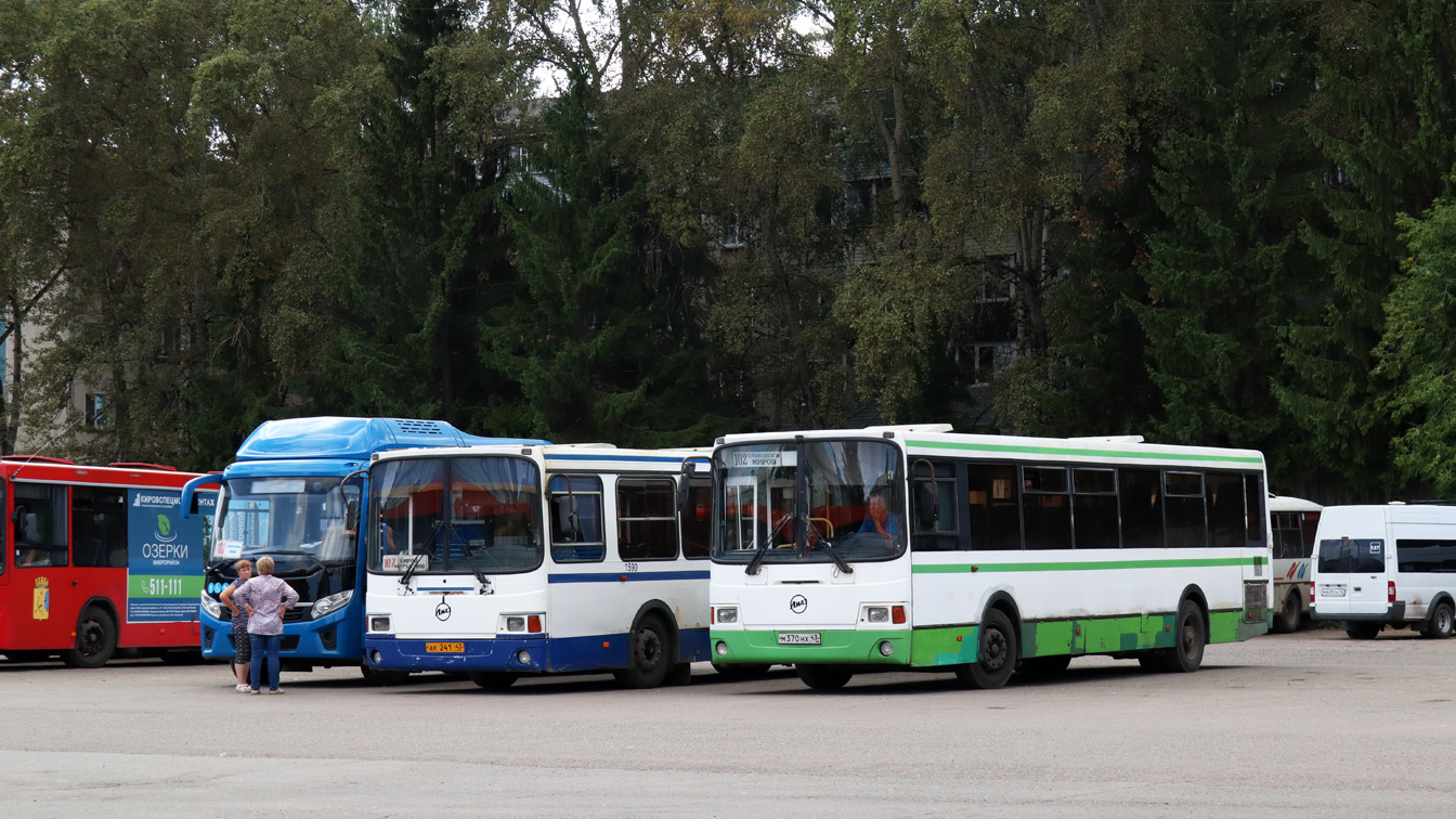 Кировская область, ЛиАЗ-5256.53-01 № М 370 НХ 43