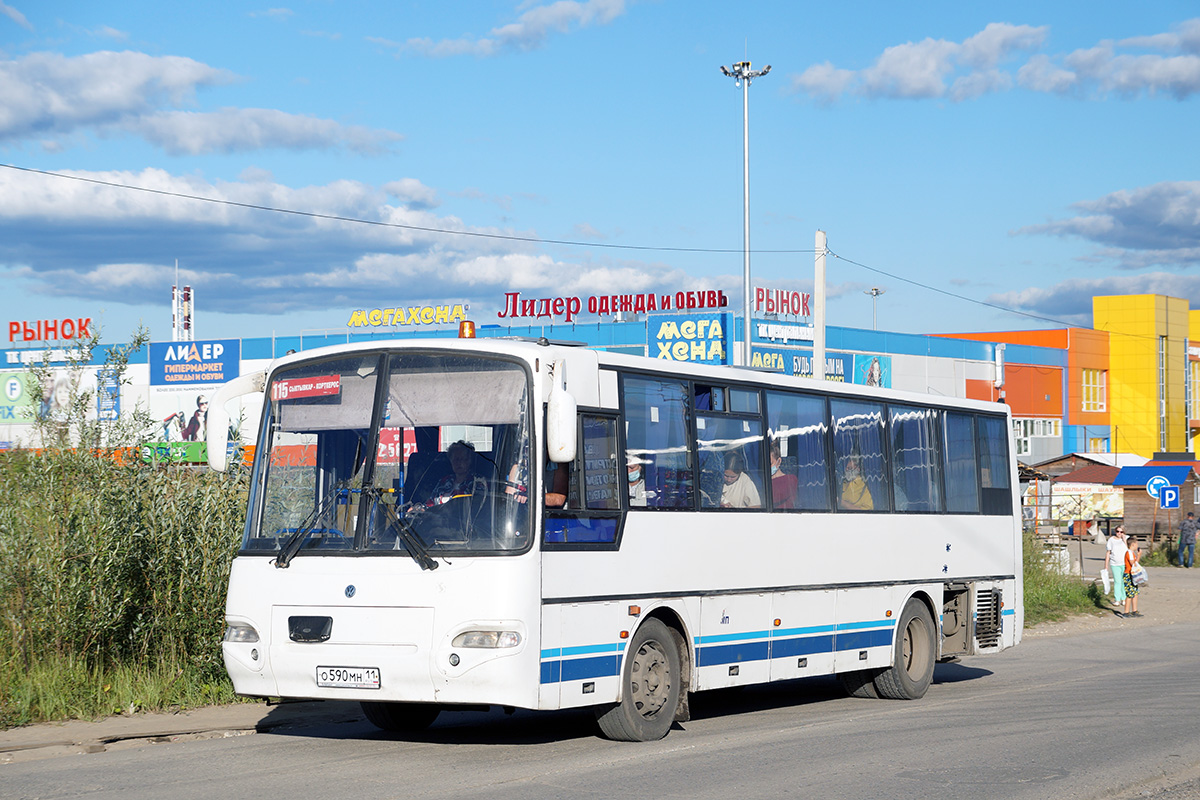 Коми, КАвЗ-4238-01 № О 590 МН 11