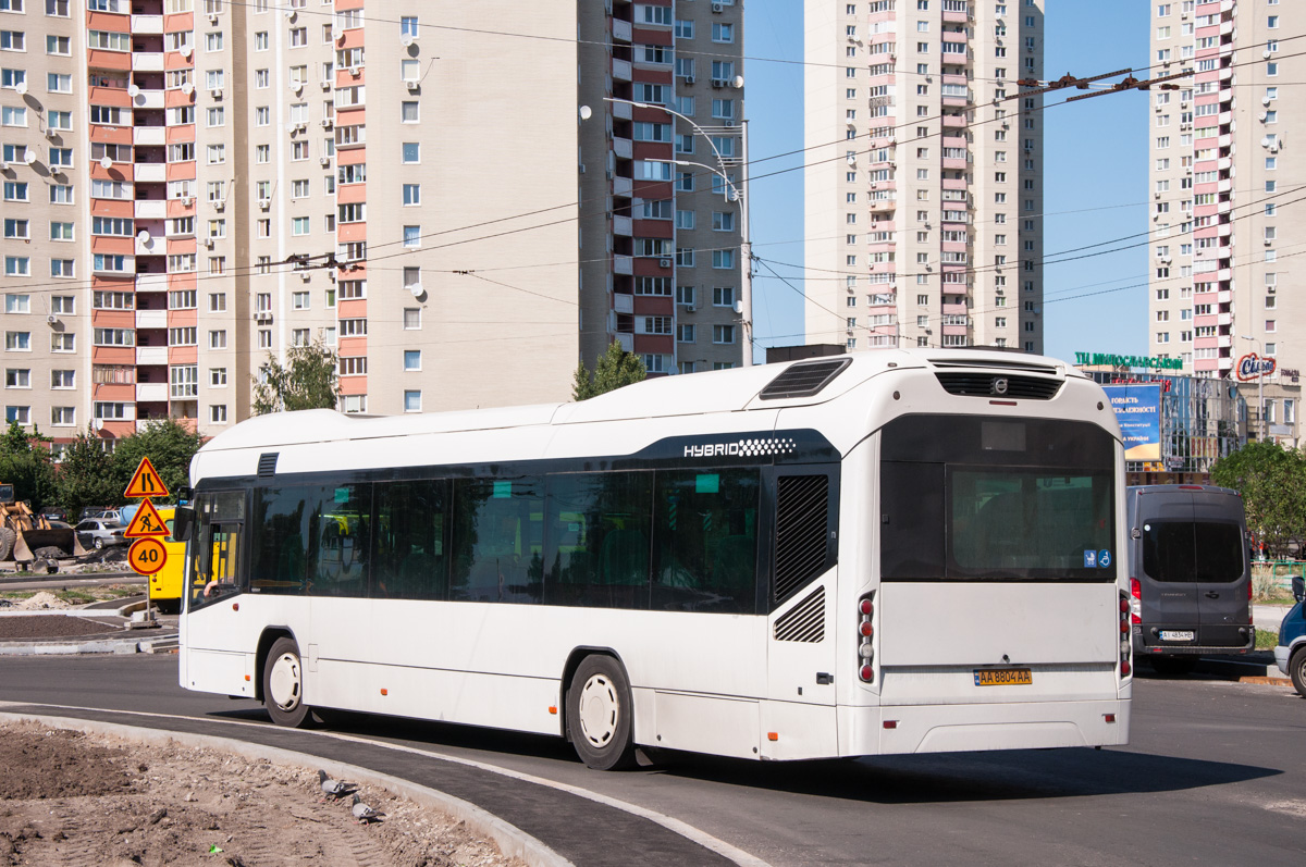 Киев, Volvo 7700 Hybrid № AA 8804 AA