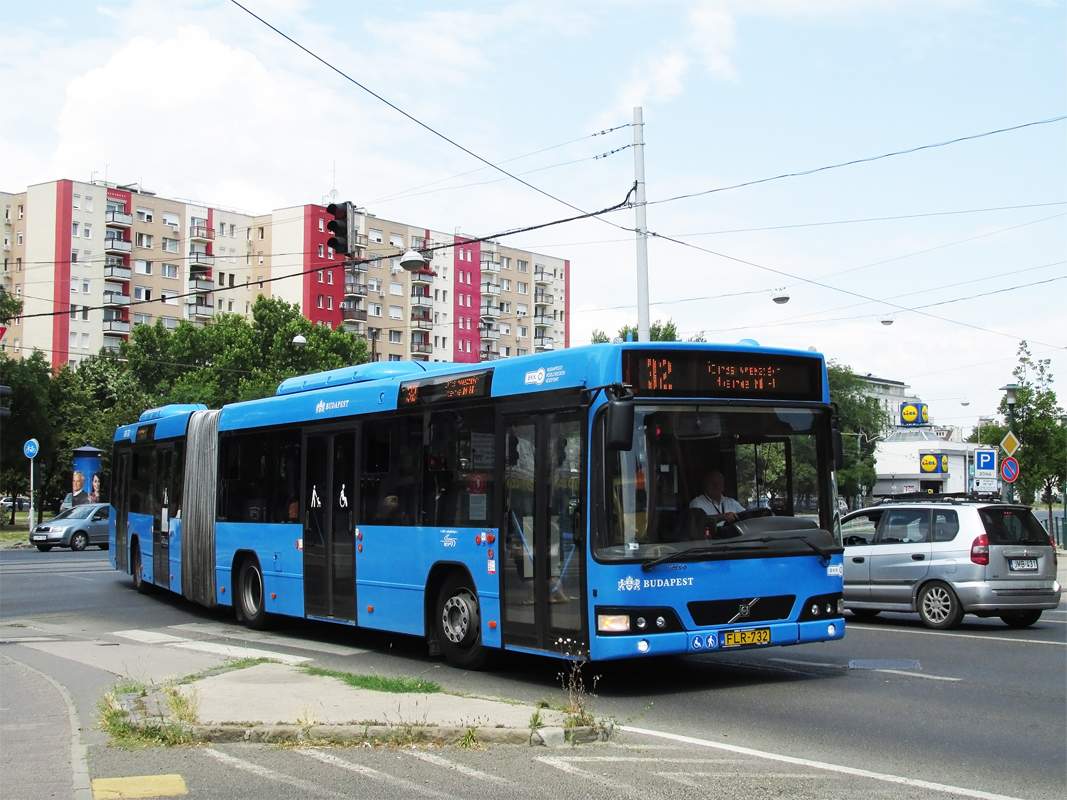Венгрия, Volvo 7700A № FLR-732