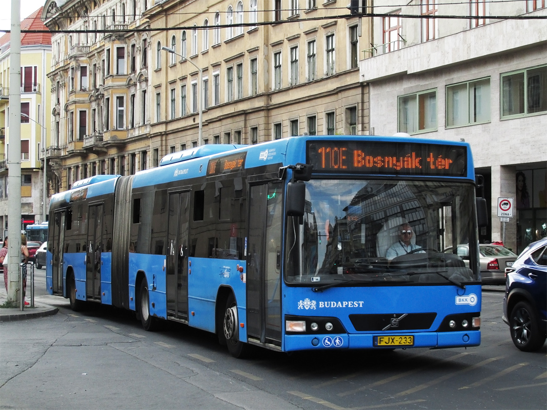 Венгрия, Volvo 7700A № FJX-233