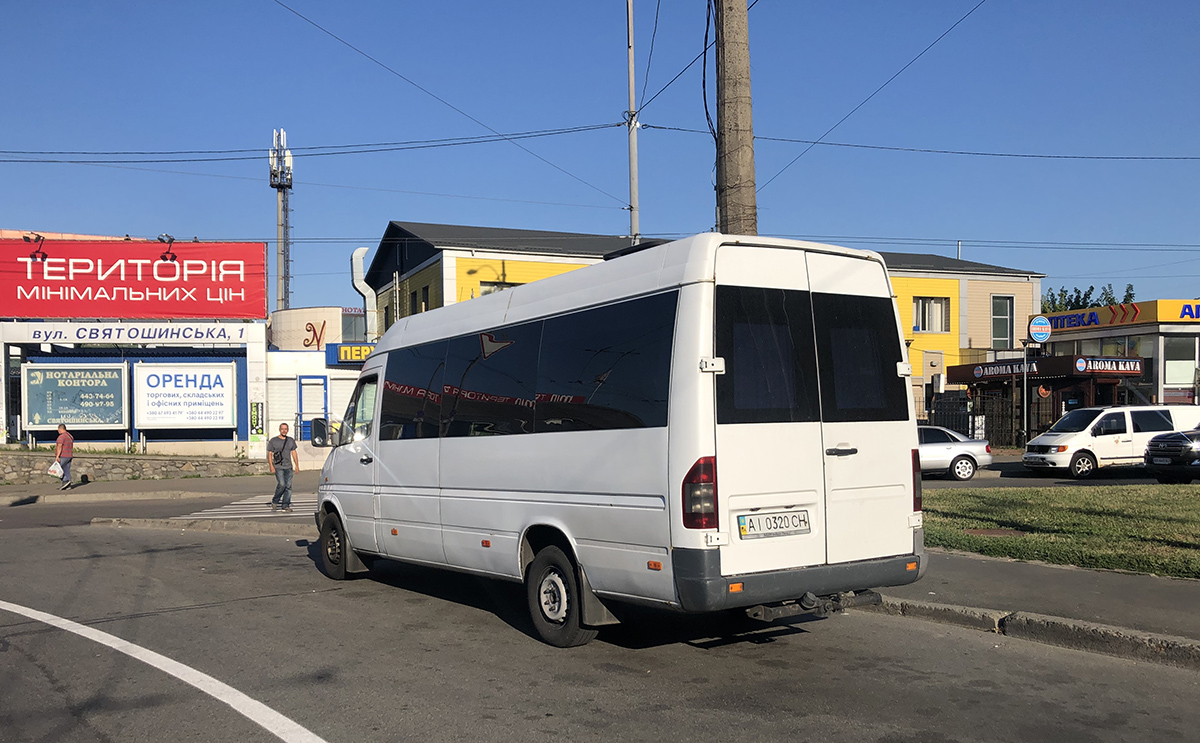 Kijev, Mercedes-Benz Sprinter W903 310D sz.: AI 0320 CH
