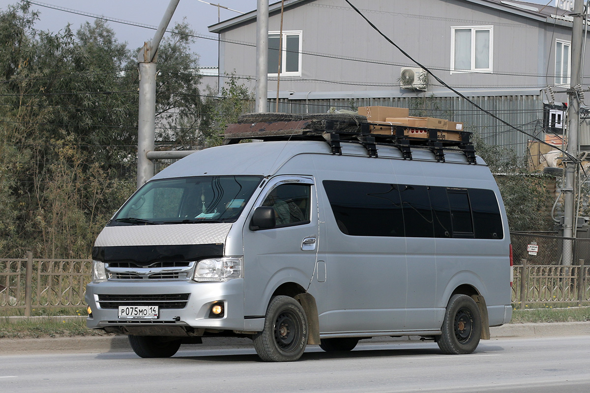 Саха (Якутия), Toyota HiAce TRH223L № Р 075 МО 14