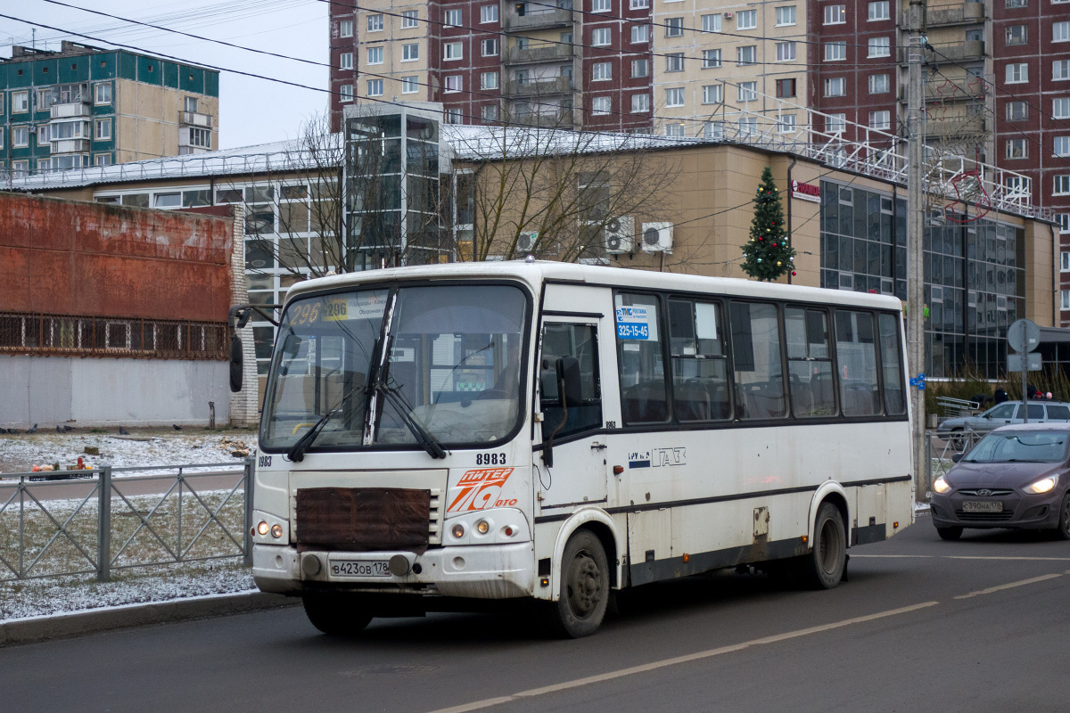 Saint Petersburg, PAZ-320412-05 # 8983