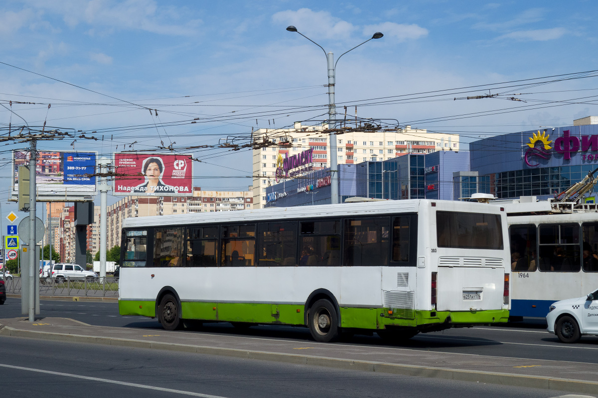Saint Petersburg, LiAZ-5293.53 # 303
