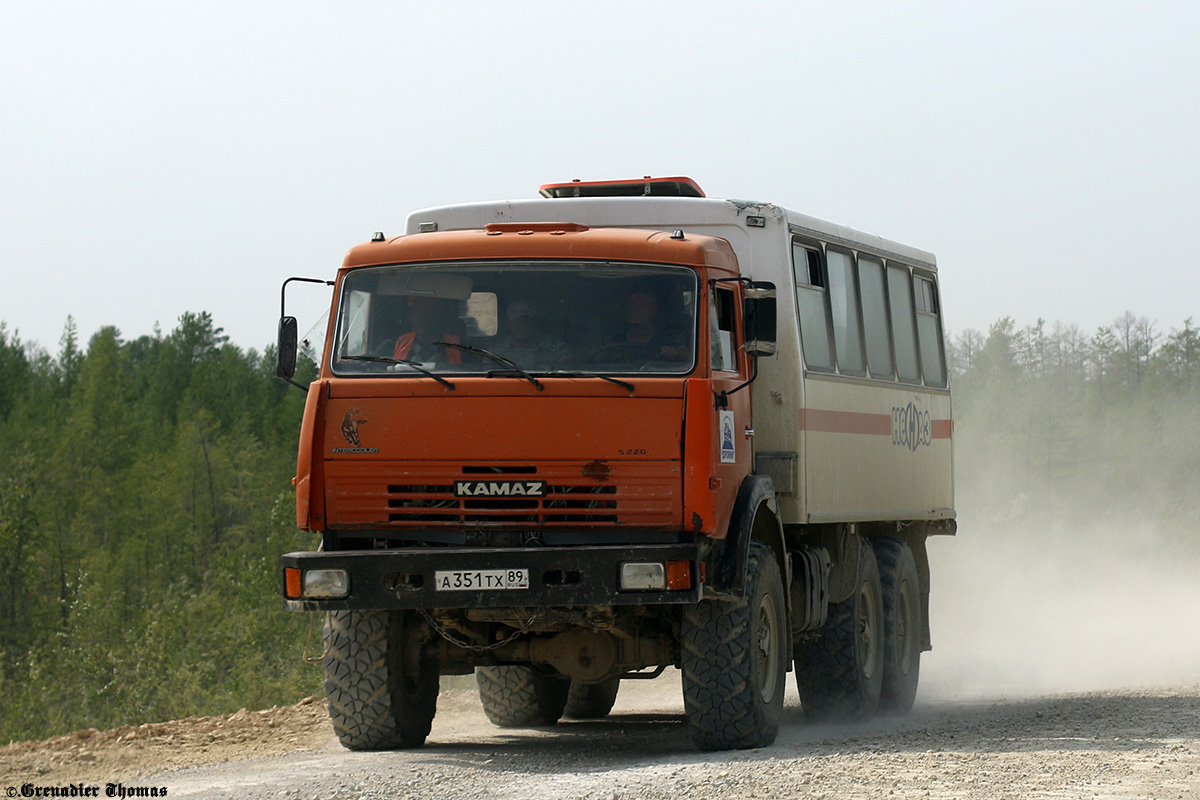 Саха (Якутия), НефАЗ-4208-11-13 № А 351 ТХ 89