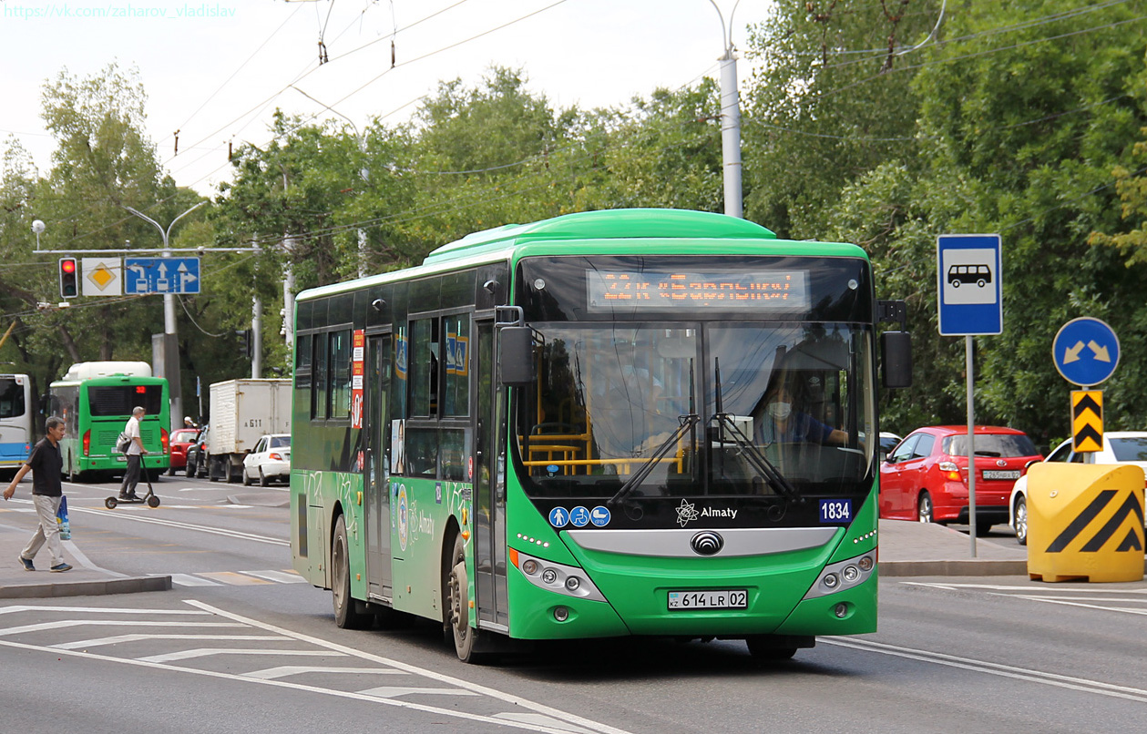 Алматы, Yutong ZK6118HGA № 1834