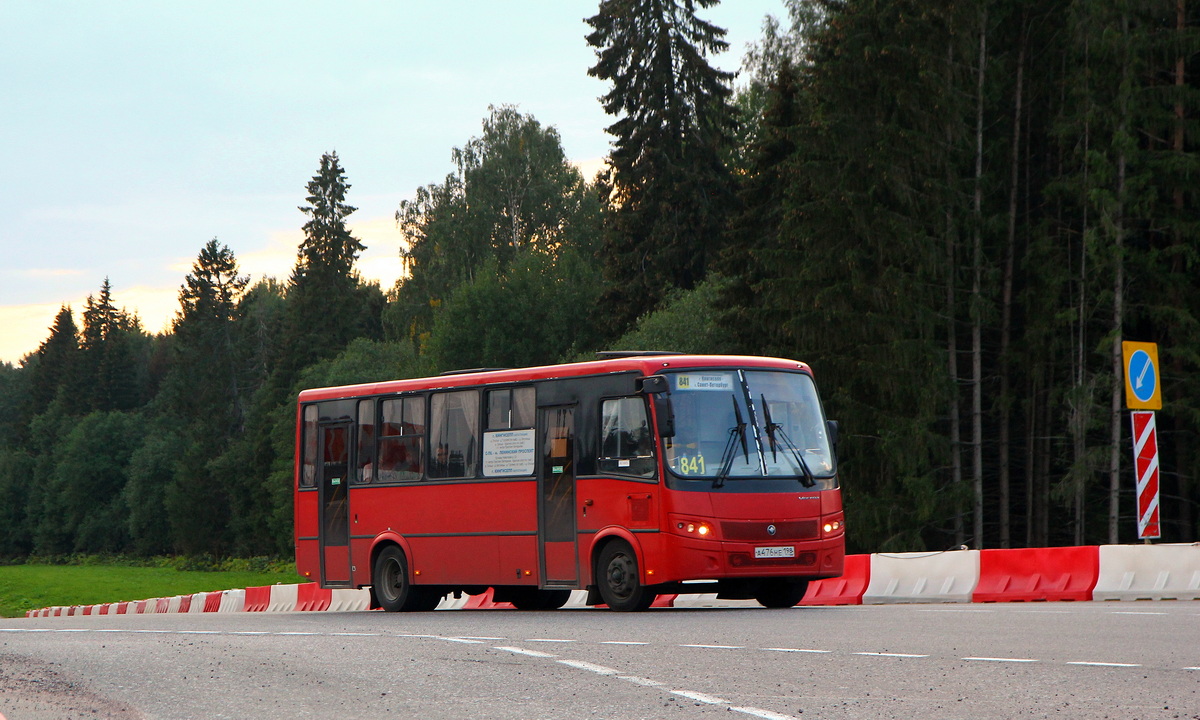 Ленинградская область, ПАЗ-320412-04 "Вектор" № А 476 НЕ 198